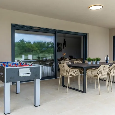 Villa Gardena Šumber